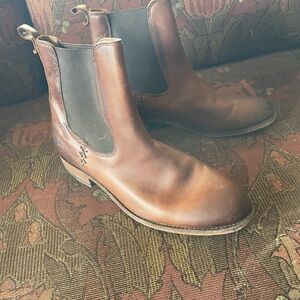 New FRYE AND CO. Womens Brown Leather Heeled Boots
